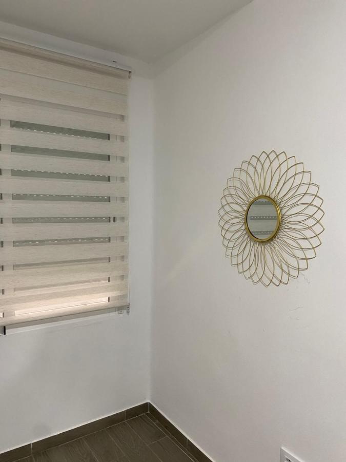 엔구에라 Apartamento Acogedor Casa Leonor 아파트 외부 사진